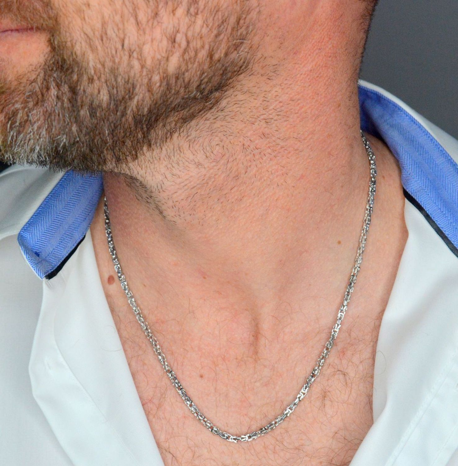 Łańcuszek srebrny splot królewski 925, DIA-LAN-12522R-925 2,7mm Naszyjnik męski srebrny splot typu królewski to propozycja od sklepu Jubilerskiego Diament. Naszyjnik stanowi mocny, efektowny.jpg